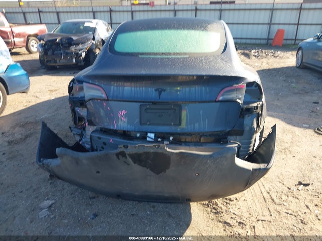 Tesla Model 3 Rear-wheel Drive 2023 5YJ3E1EA4PF640892 Image 16