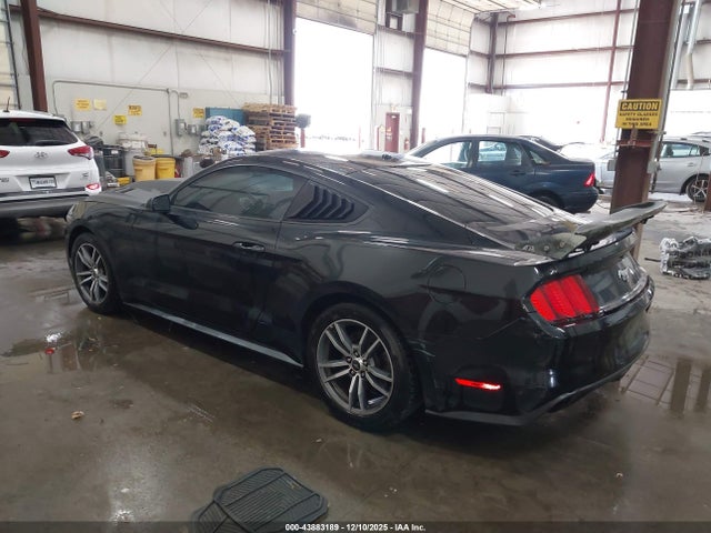 2017 FORD MUSTANG 1FA6P8TH2H5218175 Photo 2