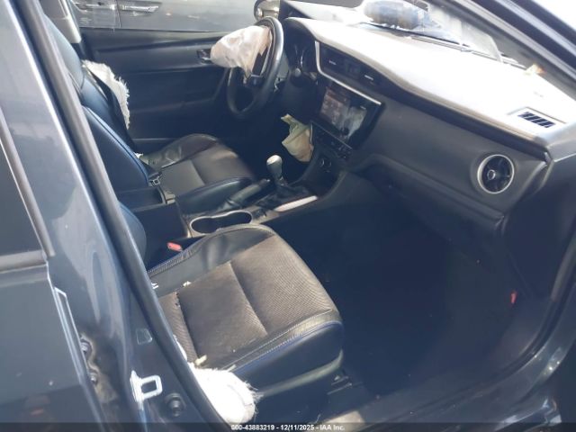 2017 TOYOTA COROLLA 5YFBURHE9HP607579 Photo 4