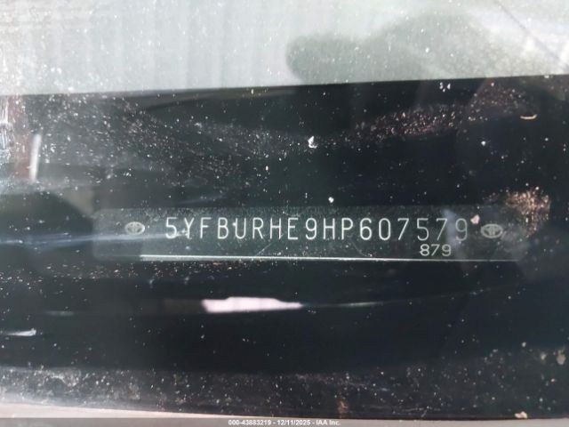 2017 TOYOTA COROLLA 5YFBURHE9HP607579 Photo 8