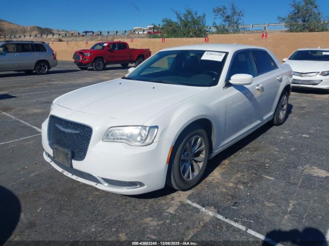 2015 CHRYSLER 300 2C3CCAAG3FH755898 Photo 1