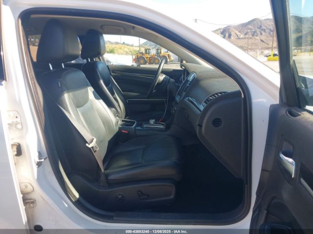 2015 CHRYSLER 300 2C3CCAAG3FH755898 Photo 4