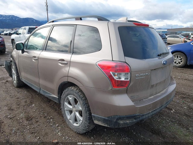 2016 SUBARU FORESTER JF2SJADC3GH497199 Photo 2