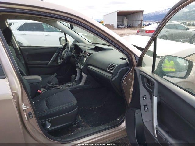2016 SUBARU FORESTER JF2SJADC3GH497199 Photo 4