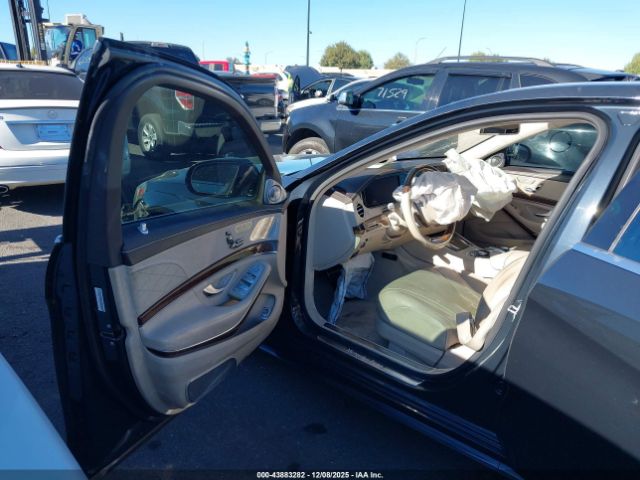 2015 MERCEDES-BENZ S 550 WDDUG8CB0FA111391 Photo 4