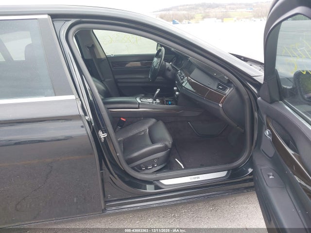 2011 BMW 750LI WBAKB8C52BCY65074 Photo 4