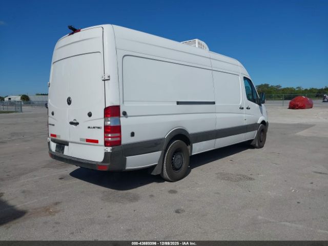 2018 MERCEDES-BENZ SPRINTER 2500 WD3PE8CD1JP597224 Photo 3
