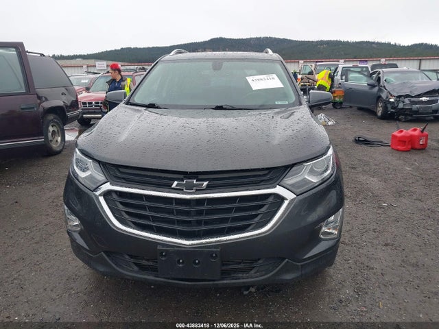 3GNAXUEV8KS556748 Chevrolet EQUINOX LT