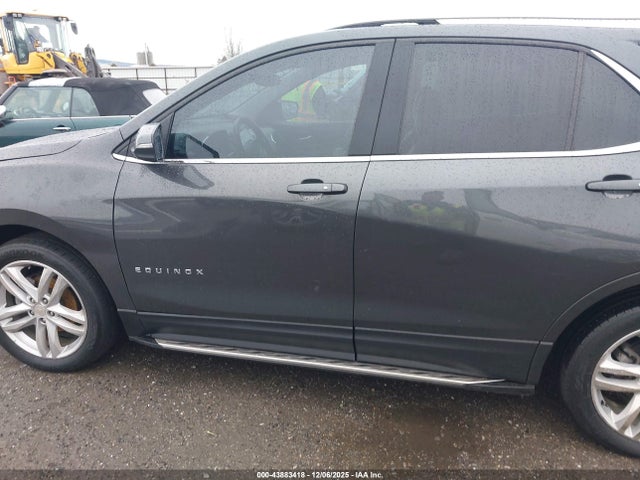3GNAXUEV8KS556748 Chevrolet EQUINOX LT