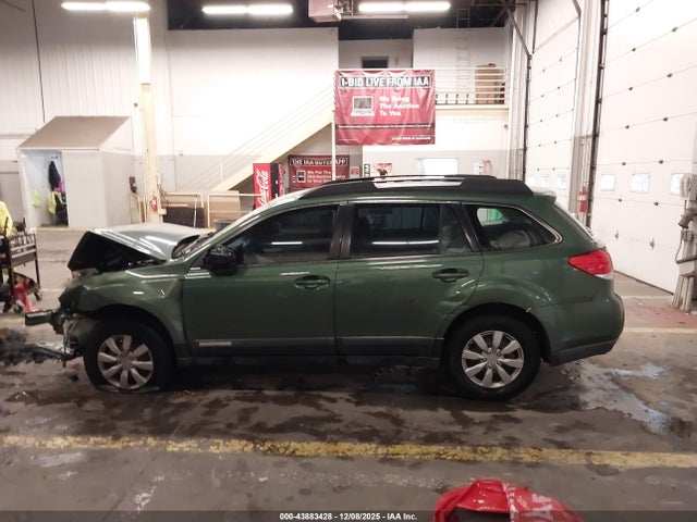 Продаж на аукціоні авто 2011 Subaru Outback 2.5i, vin: 4S4BRBAC4B3333995, номер лоту: 43883428