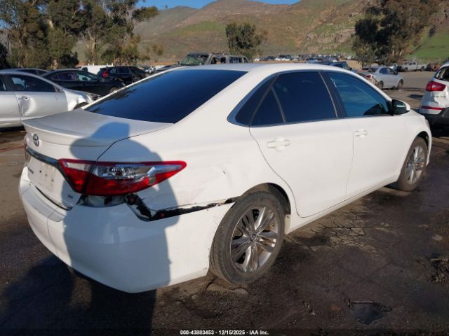 2015 TOYOTA CAMRY 4T1BF1FKXFU097923 Photo 3