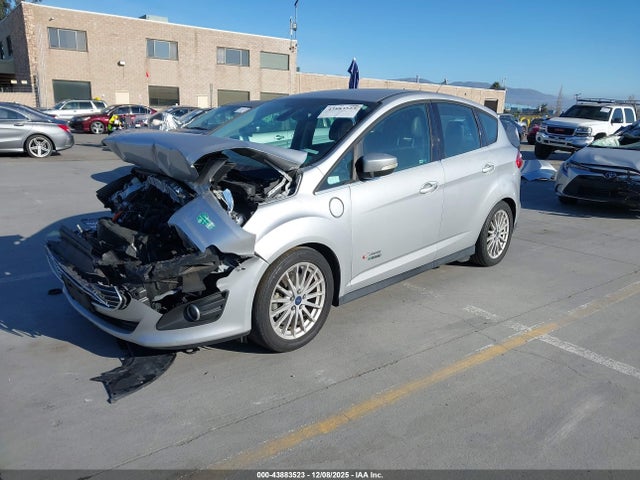 Ford C-max Energi Sel 2015 1FADP5CU4FL122298 Image 2