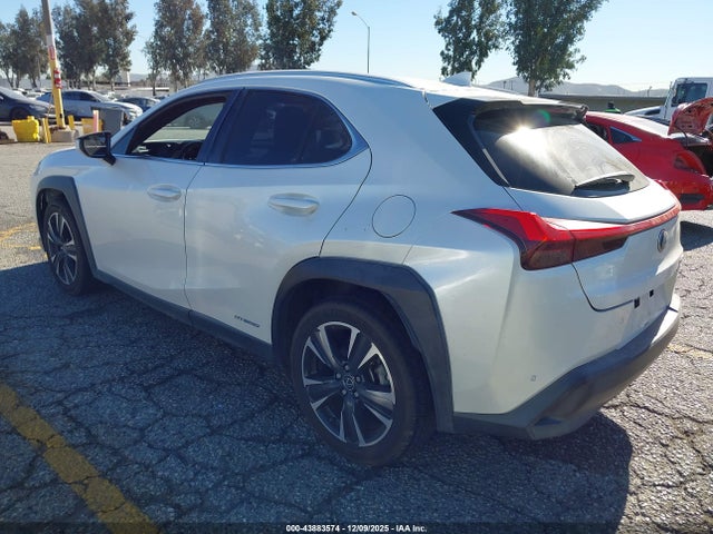 JTHX9JBH8M2042728 Lexus UX 250H