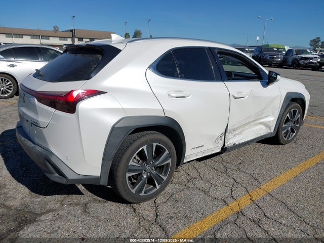 JTHX9JBH8M2042728 Lexus UX 250H