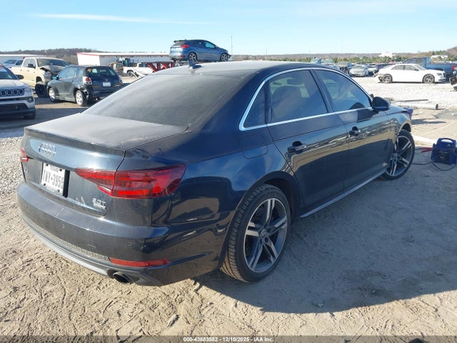 2018 AUDI A4 WAUENAF47JA077674 Photo 3