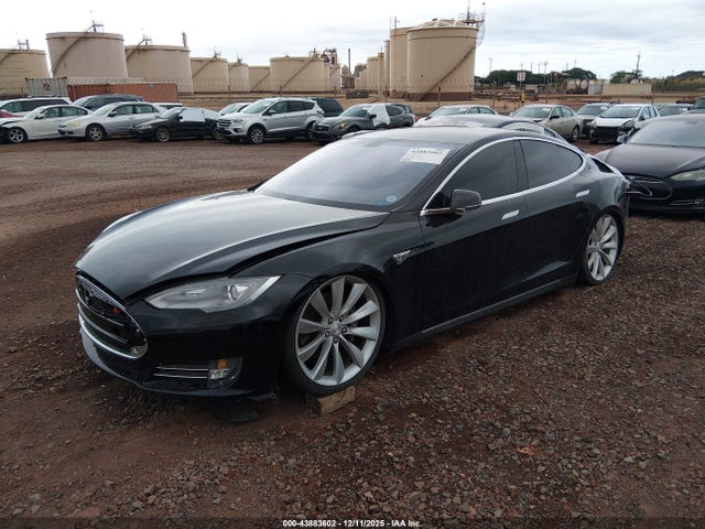 2013 TESLA MODEL S 5YJSA1CP6DFP05557 Photo 1