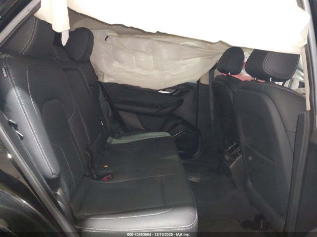 Vinfast Vf 8 Eco 2024 RLLV1AEB4RH008769 Image 8