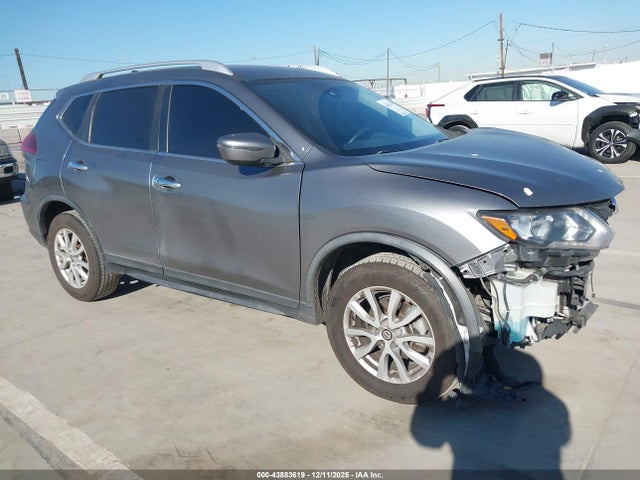 Auction sale of the 2020 Nissan Rogue Sv Intelligent Awd, vin: KNMAT2MV2LP535873, lot number: 43883619