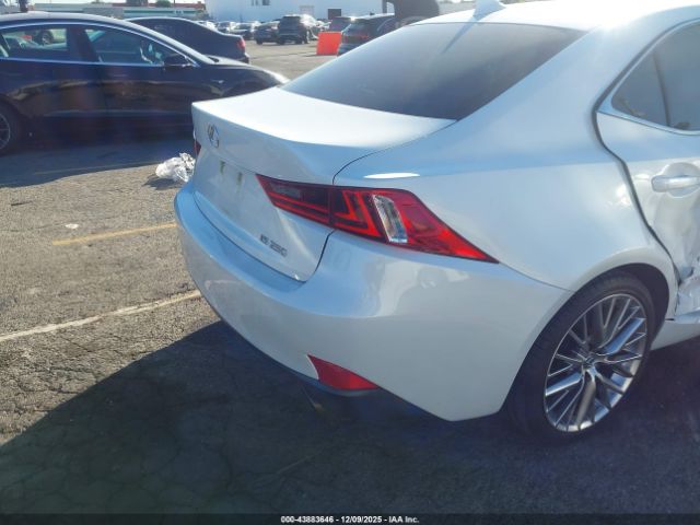 2015 LEXUS IS 250 JTHBF1D26F5047438 Photo 3