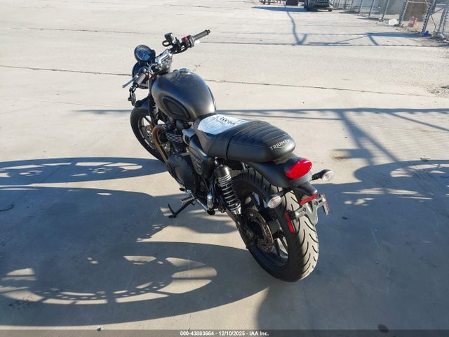 2023 TRIUMPH MOTORCYCLE SPEED TWIN SMTD31G71PTBE6871 Photo 2