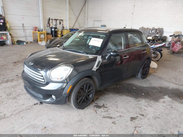 2011 MINI COOPER COUNTRYMAN WMWZB3C50BWM00471 Photo 1