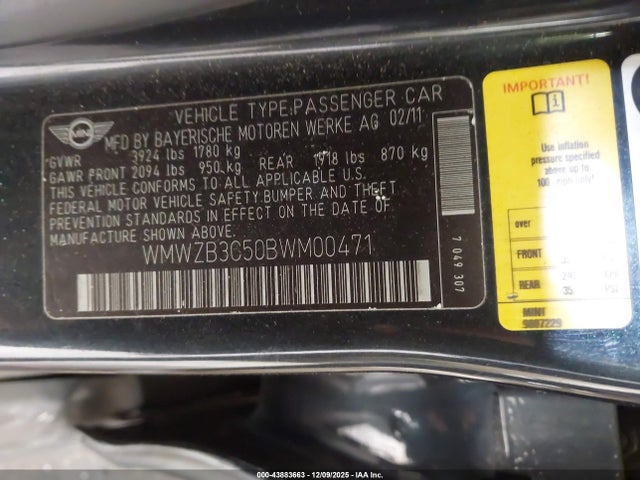 2011 MINI COOPER COUNTRYMAN WMWZB3C50BWM00471 Photo 8