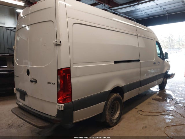Продажа на аукционе авто 2024 Mercedes-benz Sprinter 3500 High Roof 4-cyl Diesel Ho, vin: W1Y5NCHY2RT165946, номер лота: 43883683