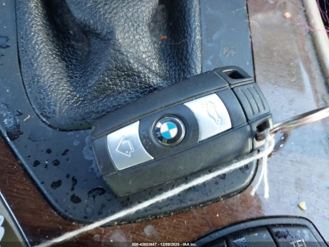 2011 BMW 328I WBAPK5G58BNN27066 Photo 10