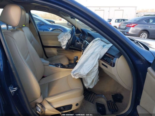 2011 BMW 328I WBAPK5G58BNN27066 Photo 4