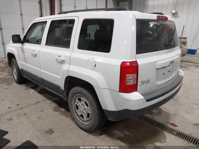 2015 JEEP PATRIOT 1C4NJRBB0FD231360 Photo 2