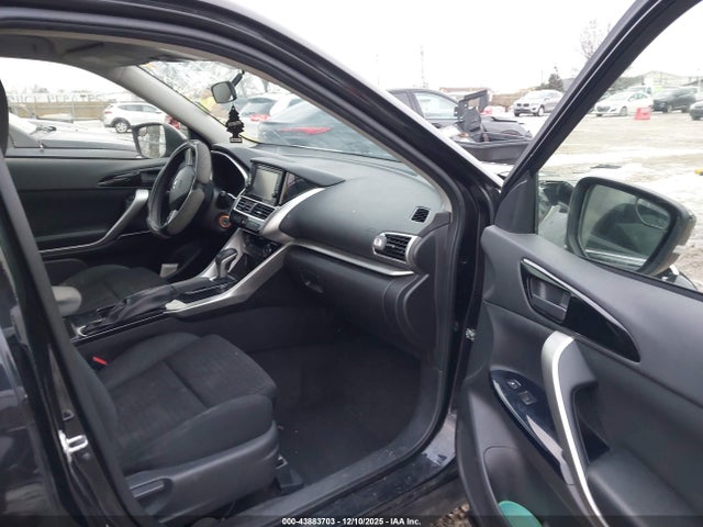 2020 MITSUBISHI ECLIPSE CROSS JA4AS3AA5LZ000755 Photo 4