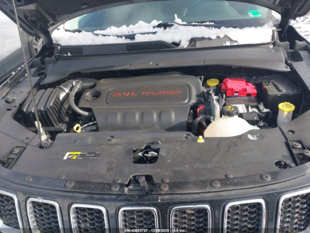 2019 JEEP COMPASS 3C4NJCAB5KT677099 Photo 9