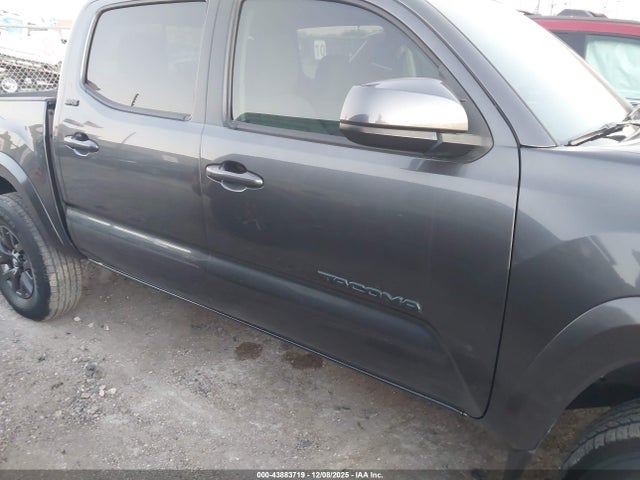3TMAZ5CNXNM182146 Toyota Tacoma Sr5 V6
