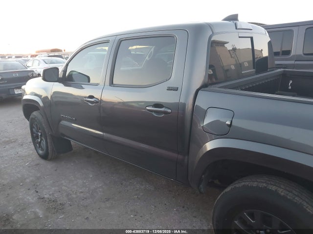 3TMAZ5CNXNM182146 Toyota Tacoma Sr5 V6