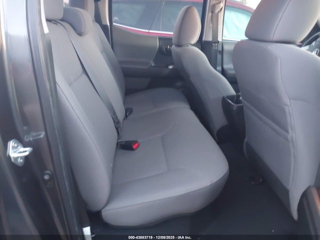 3TMAZ5CNXNM182146 Toyota Tacoma Sr5 V6