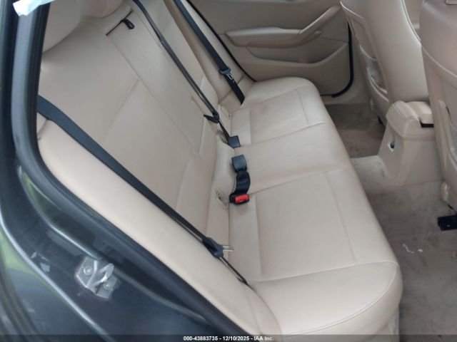 2013 BMW X1 WBAVL1C58DVR86362 Photo 7