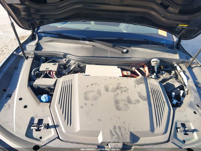 2024 AUDI Q8 E-TRON WA15AAGE6RB024583 Photo 9