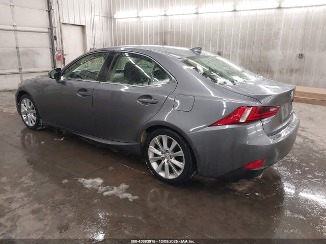 2016 LEXUS IS 300 JTHCM1D22G5004212 Photo 2
