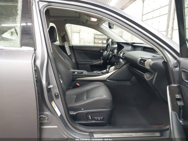 2016 LEXUS IS 300 JTHCM1D22G5004212 Photo 4