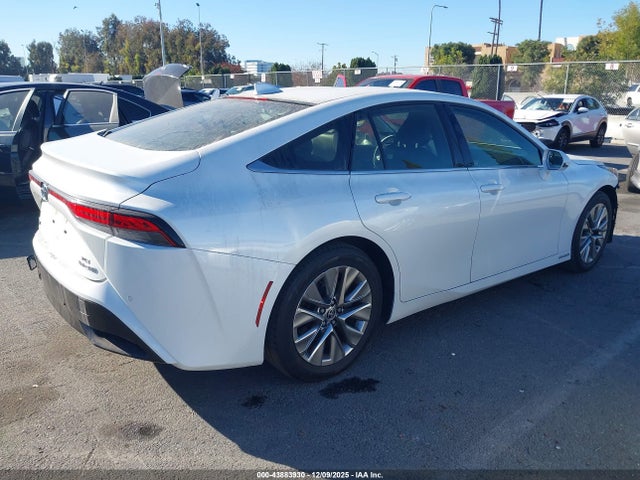 2022 TOYOTA MIRAI JTDAAAAA1NA006695 Photo 3