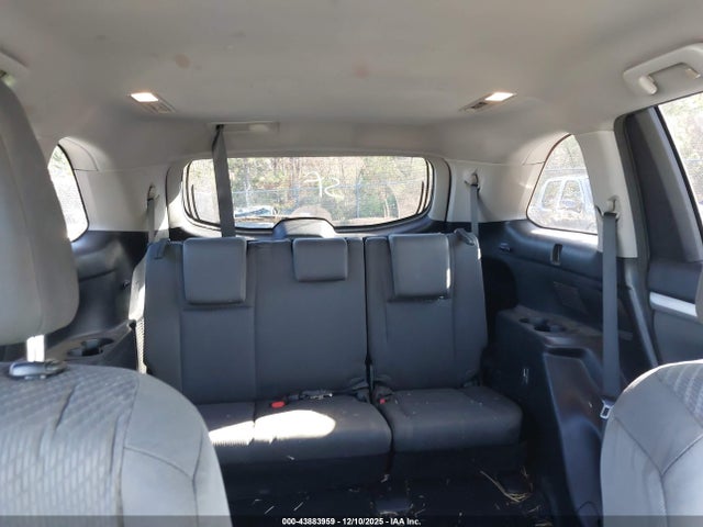 5TDZARFH8FS011162 Toyota Highlander Le