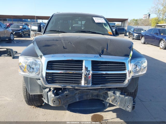 Продажа на аукционе авто 2005 Dodge Dakota Slt, vin: 1D7HE42N25S243539, номер лота: 43884034
