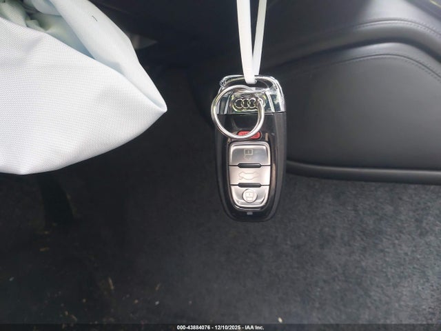 2017 AUDI A8 L WAU44AFD6HN010954 Photo 10