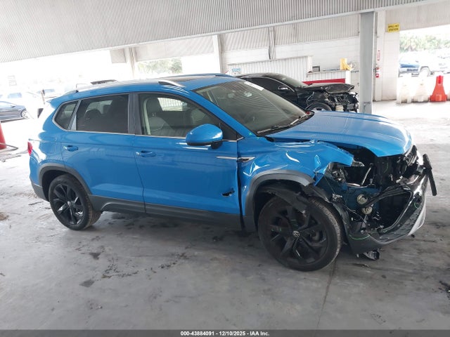 Продаж на аукціоні авто 2023 Volkswagen Taos 1.5t Se, vin: 3VVEX7B26PM312440, номер лоту: 43884091