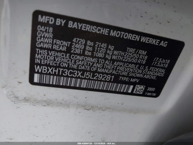 2018 BMW X1 WBXHT3C3XJ5L29281 Photo 8