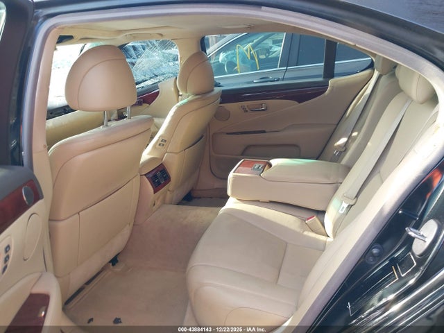 2007 LEXUS LS 460 JTHGL46F775018807 Photo 7