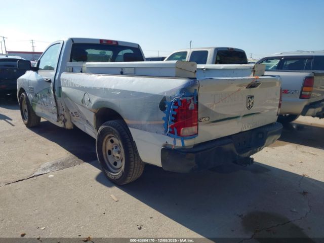 2013 RAM 1500 3C6JR6DGXDG565076 Photo 2