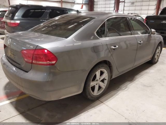 2012 VOLKSWAGEN PASSAT 1VWBN7A3XCC102191 Photo 3