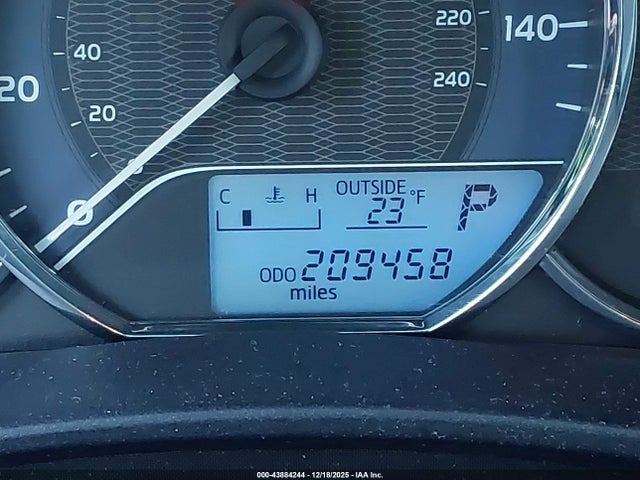 Toyota Corolla Le Eco 2014 2T1BPRHE5EC152295 Image 16