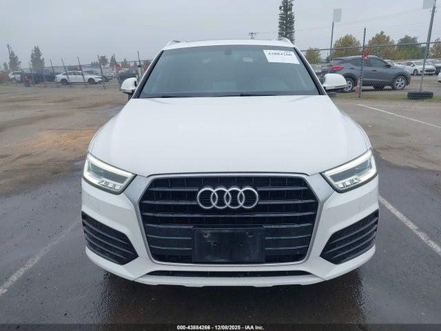 43884266 :رقم المزاد ، WA1HCCFS1JR003758 vin ، 2018 Audi Q3 2.0t Premium/2.0t Sport Premium مزاد بيع